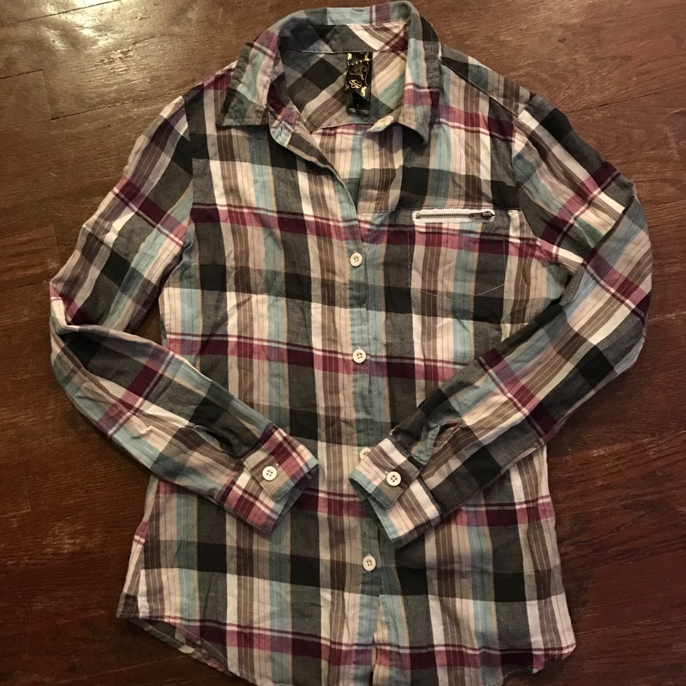Lost paid flannel button down Women's small